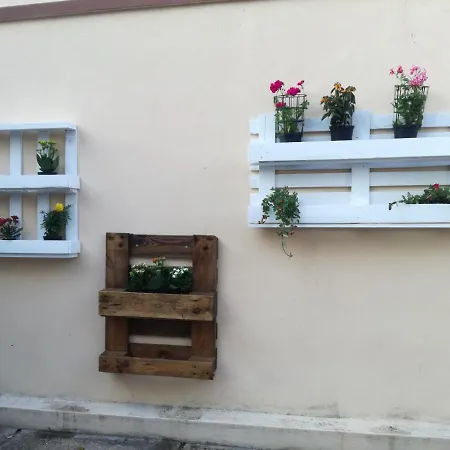 לינה וארוחת בוקר Casa Madda 3*